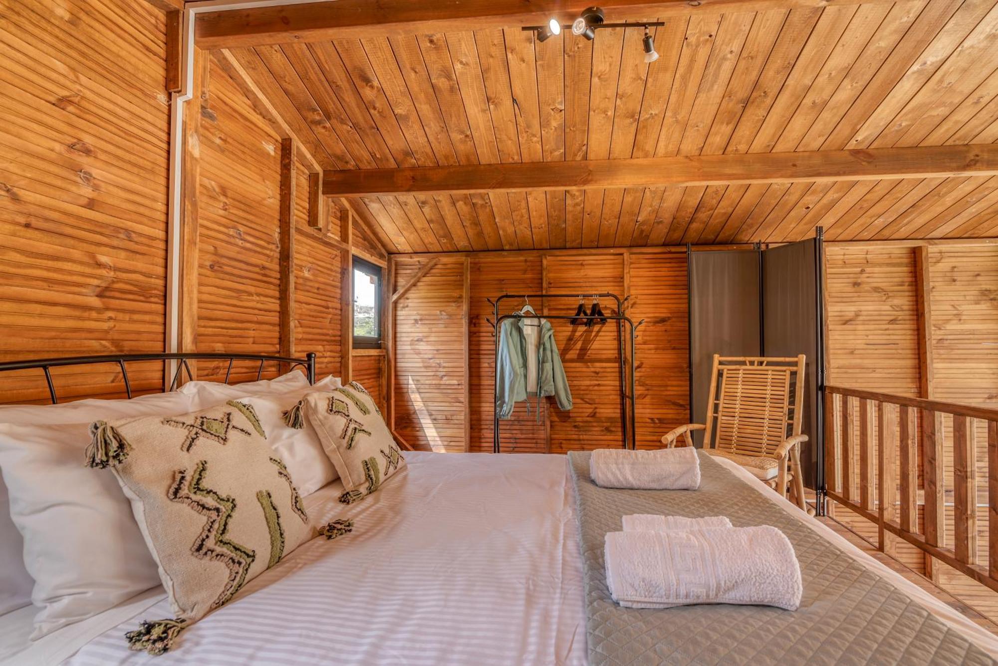 Wooden House Apartments Kalathenai Екстер'єр фото